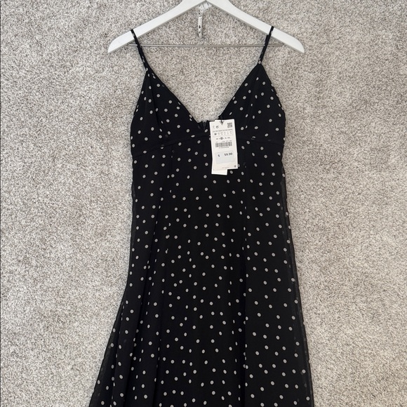 Zara Polka Dot Maxi Dress - Medium - Picture 3 of 11